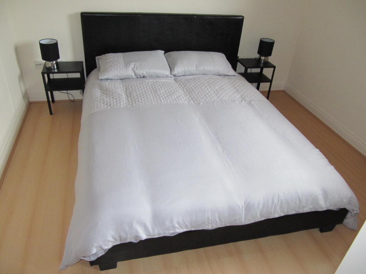 Cozy Off Road 2 Bedroom Cottage Apartment With Free Wi-Fi And Private Parking Glasgow Extérieur photo